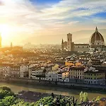 Large Apt In Liberta - Fortezza Da Basso - Garden View